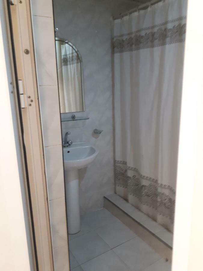 Hotel Vivas Goris Bagian luar foto